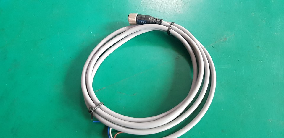CONNECTOR CABLE SD-3I2-G (A급 미사용품)