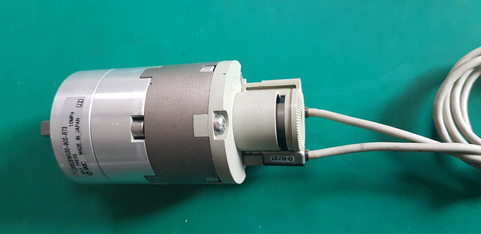 SMC ROTRY CYLINDER CDRB2BWU30-90S-R73 (중고) 로타리 실린더