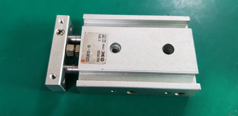 SMC GUIDE CYLINDER CXSM10-10 (중고) 가이드 실린더