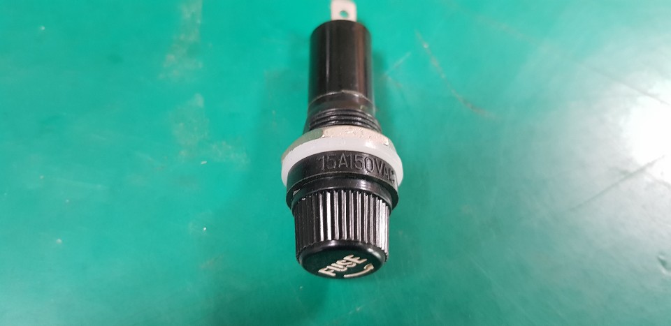 FUSE HOLDER 15A 150VAC 10A 250VAC (A급 미사용품)