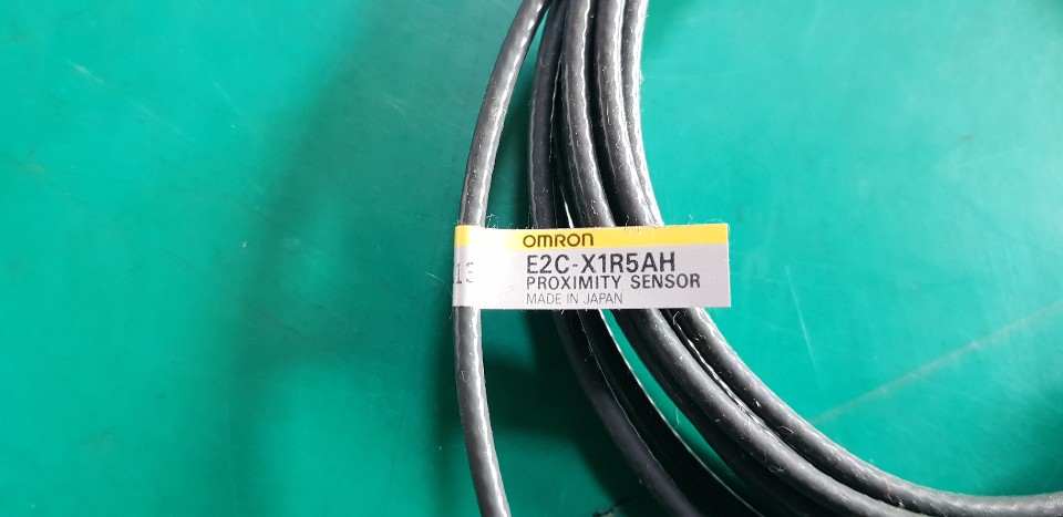 PROXIMITY SWITCH E2C-X1R5AH (A급-미사용품)