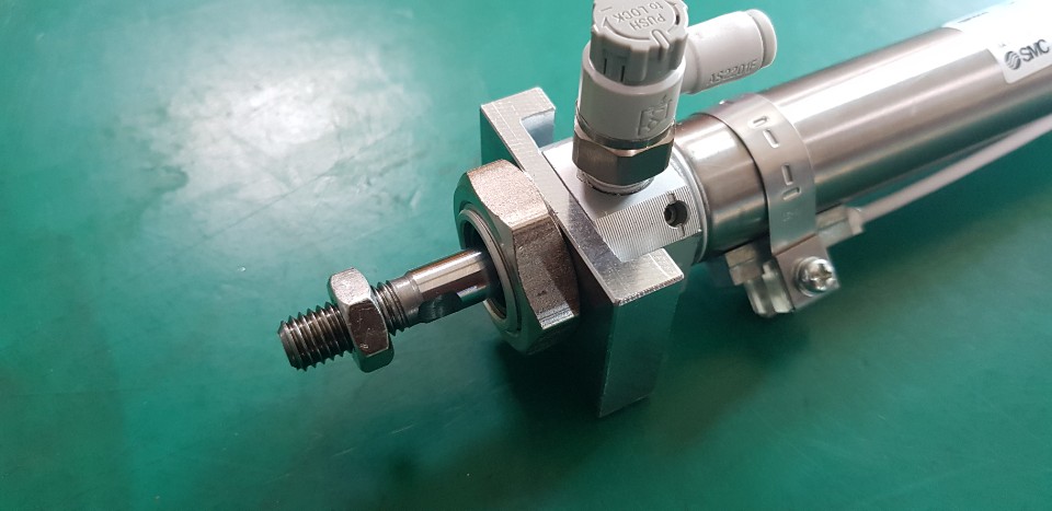 AIR CYLINDER CDM2B20-125AZ (중고)