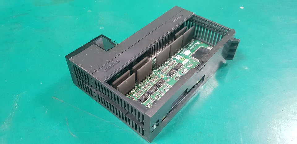 MITSUBISHI INPUT UNIT A1SX42-S2 (중고) 미쓰비시 피엘씨 인풋유닛