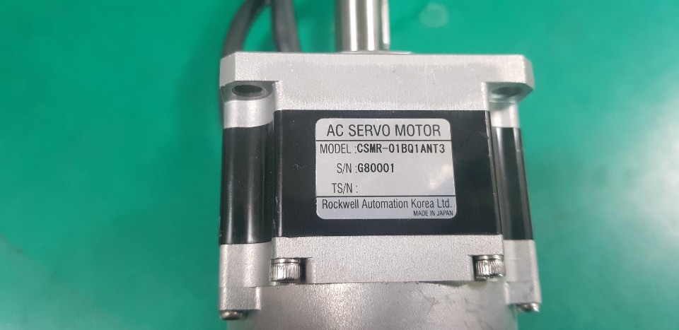 AC SERVO MOTOR CSMR-01BQ1ANT3 (중고)
