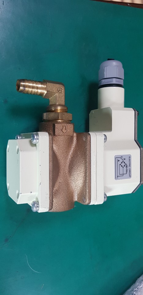 SMC IFW510-06-X305 flow switch, IFW/PFW FLOW SWITCH (미사용중고)