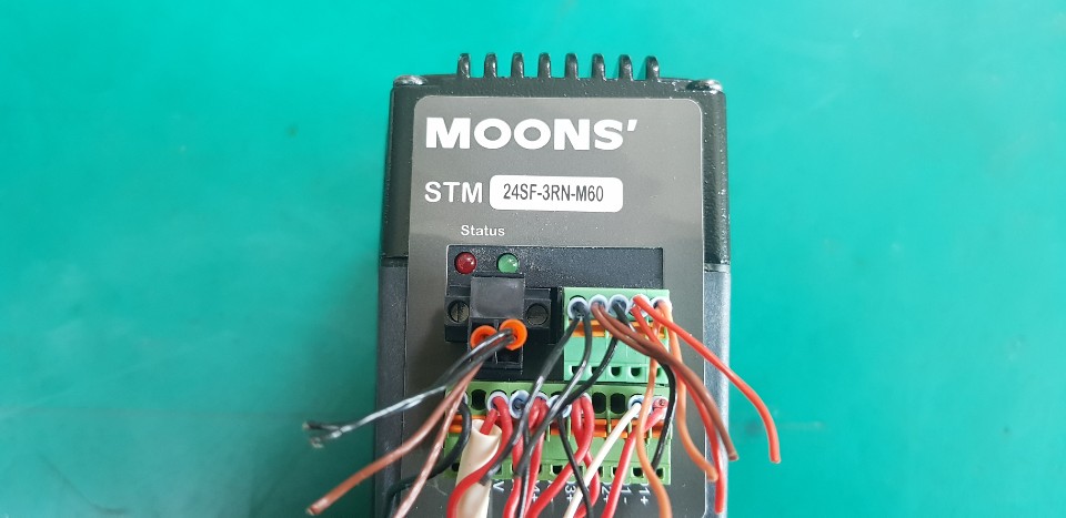 MOONS' STM 24SF-3RN-M60 (중고)