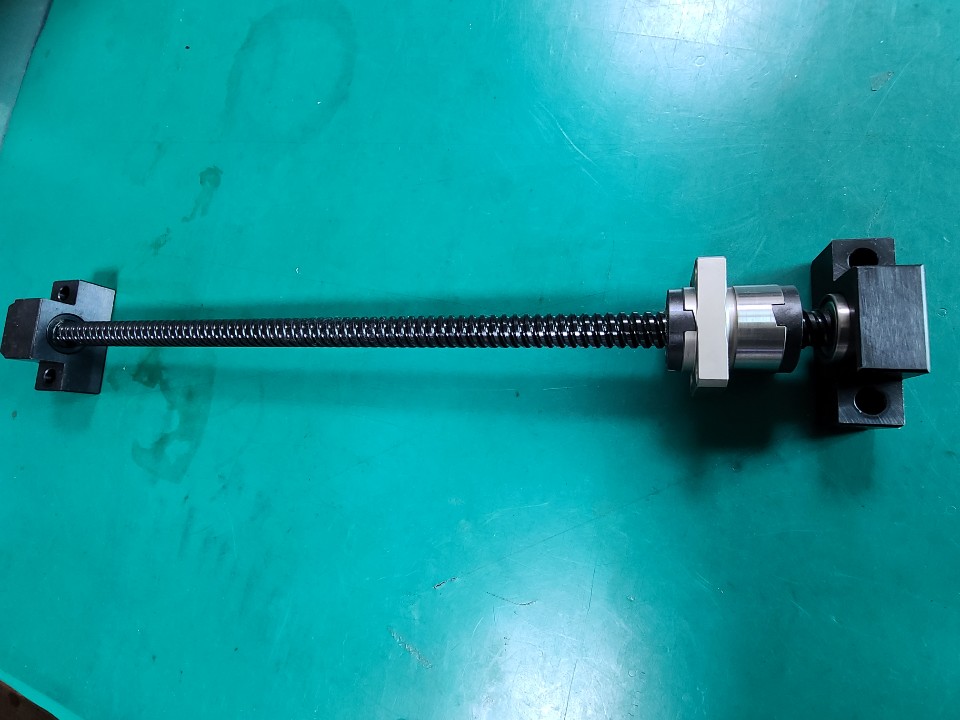 BALL SCREW SAMICK THK BNK1510-5.6 ST=350mm (중고)