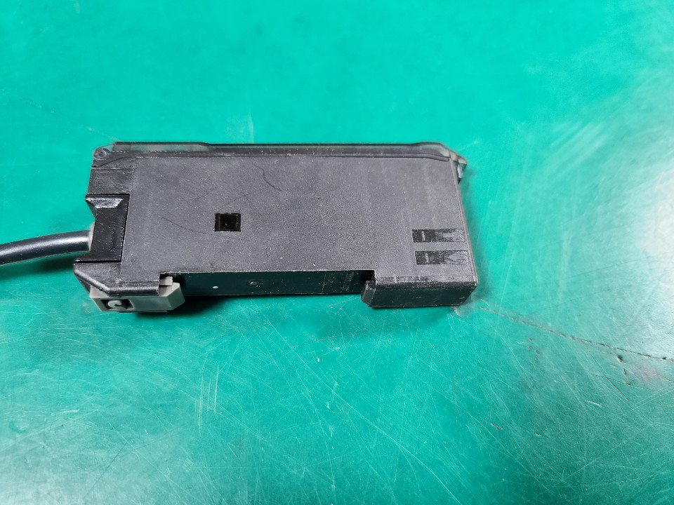 OMRON AMP E3X-DA41-S (중고)