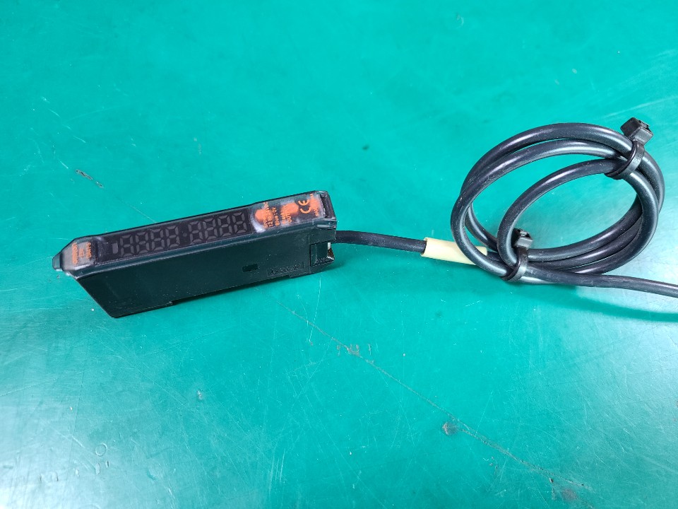 OMRON AMP E3X-DA41-S (중고)