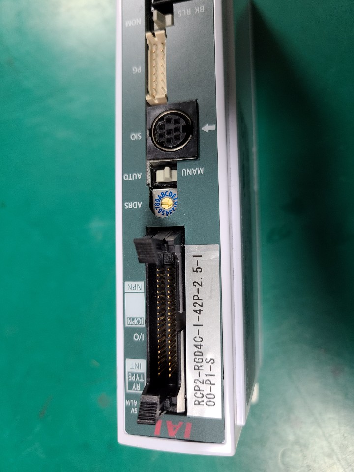 IAI RCP2-RGD4C-I-42P-2.5-100-P1-S (중고)