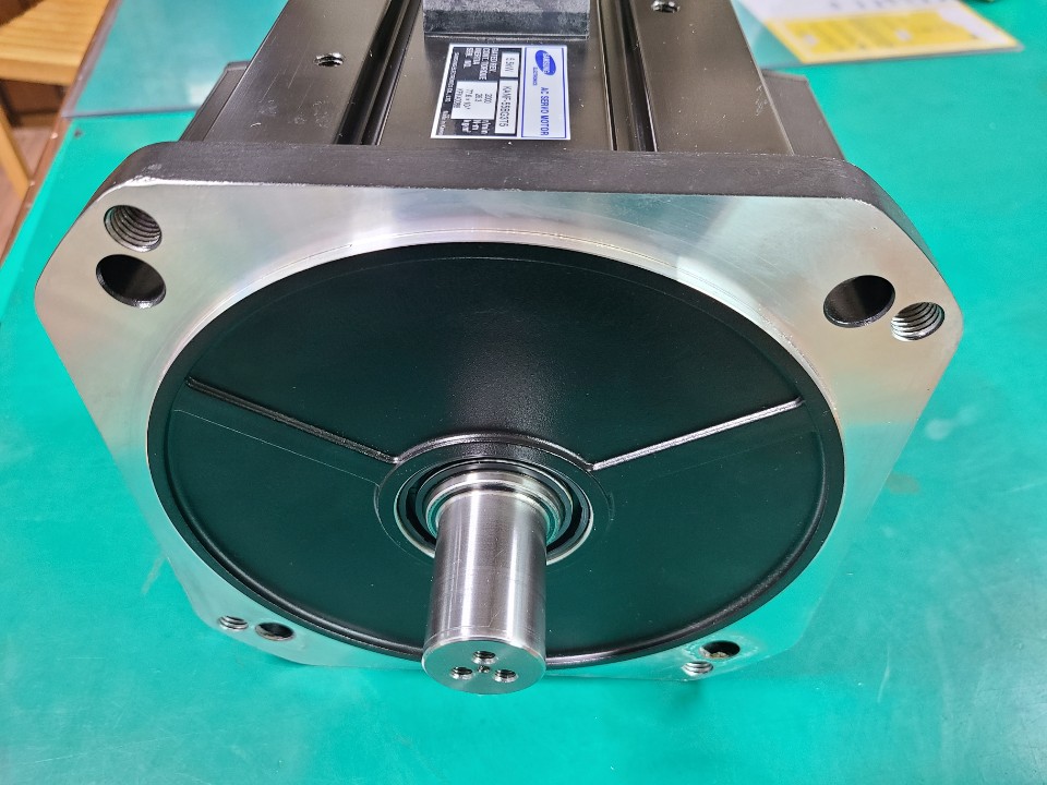 AC SERVO MOTOR KANF-55BG3T5 (5.5KW 중고)