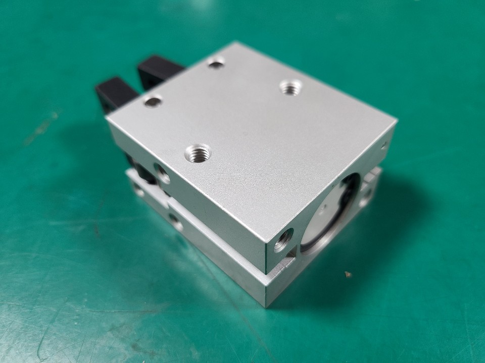 GRIPPER CYLINDER MHC2-25D(중고) 그리퍼 실린더