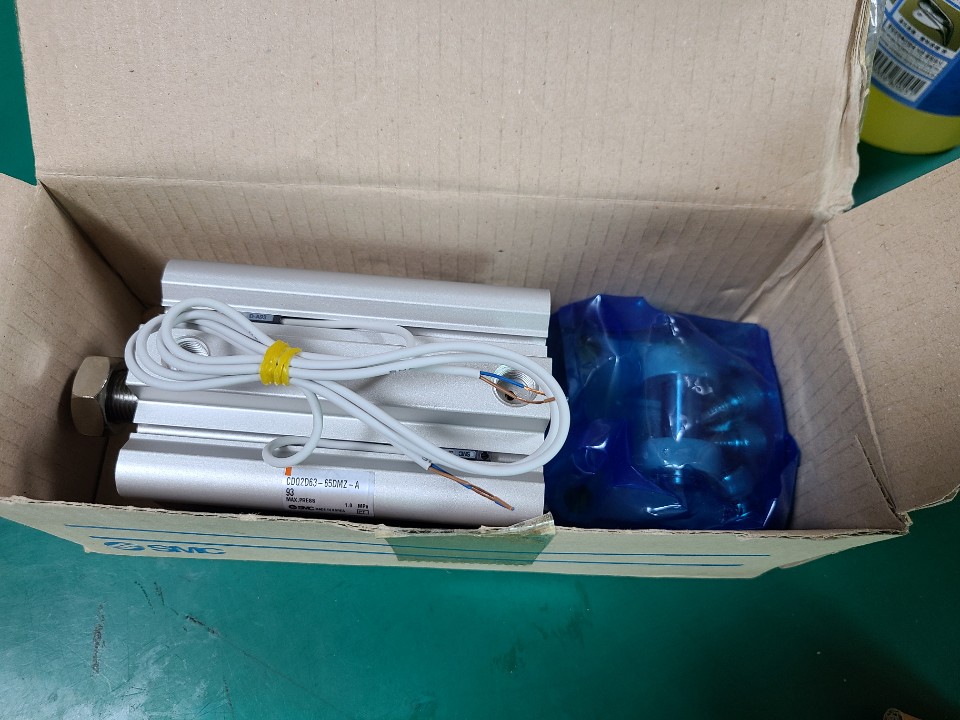 (A급-포장상태) CYLINDER CDQ2D63-65DM-A93 에어 실린더