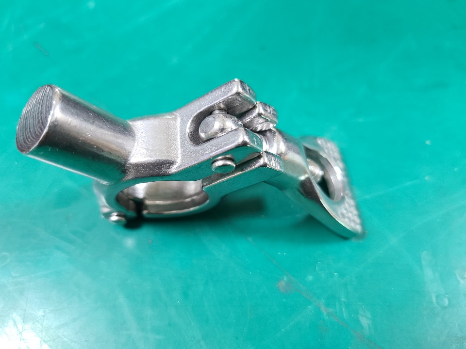 SANITARY TRI CLOVER CLAMP 20A (미사용중고)