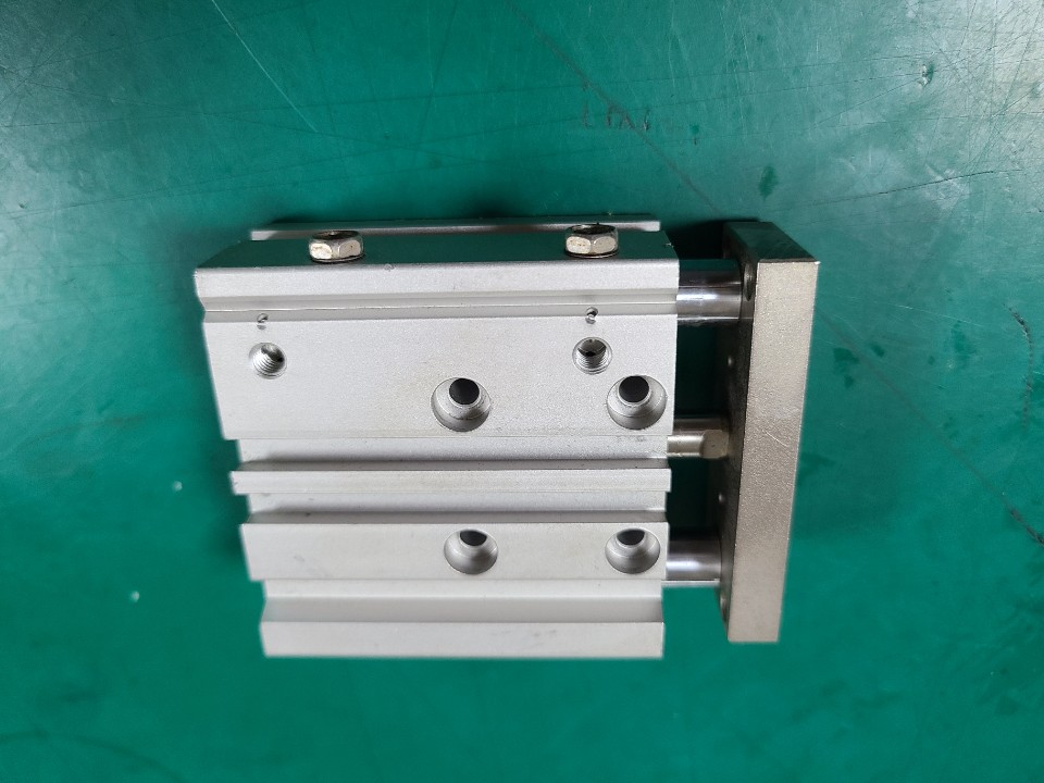 GUIDE CYLINDER MGPM16-30 , MGPL16-30 (중고) 가이드 실린더