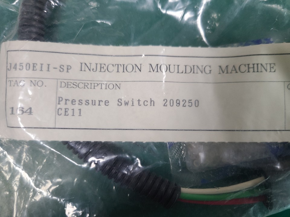 (A급-미사용품) PRESSURE SWITCH 209250 CE11