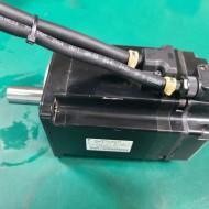 AC SERVO MOTOR SGMAS-08A2A21 (중고) 야스까와 서보모타