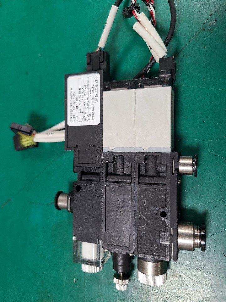 PRESSURE SWITCH FVUS011-NA (중고) 압력 스위치