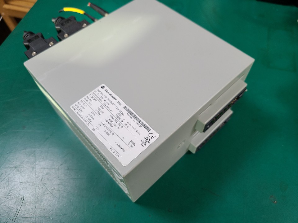 SERVO DRIVE CSDM-IAM-01BX1 3KW/100W (중고) 서보드라이브