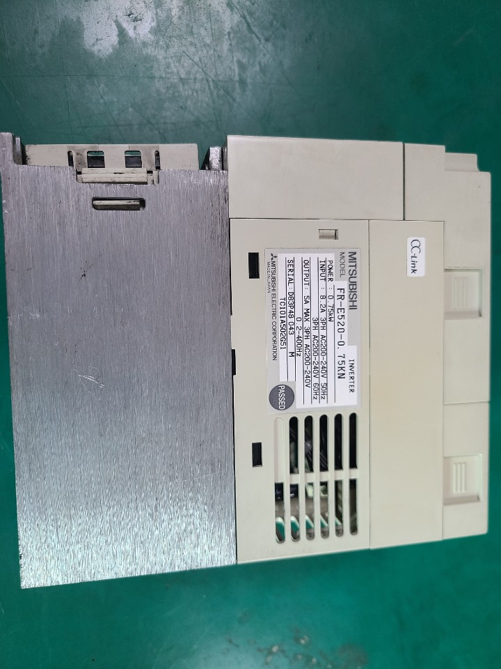 INVERTER MITSUBISHI FR-E520-0.75KN (중고) 인버터