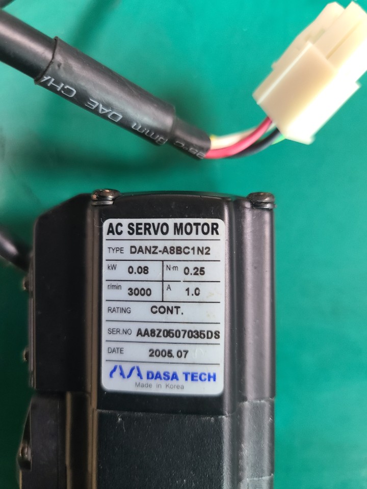 AC SERVO MOTOR DASA TECH DANZ-A8BC1N2 (중고) 다사 서보모타