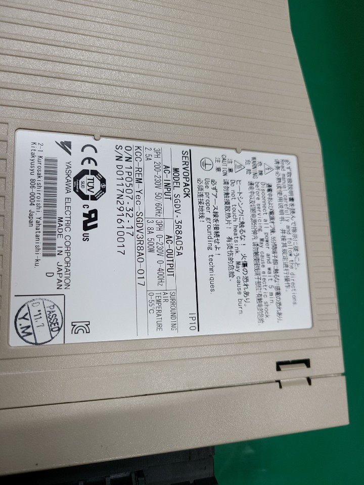 YASKAWA SERVOPACK SGDV-3R8A05A (500W 중고) 야스까와 서보팩