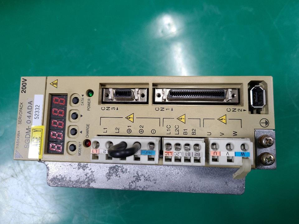 YASKAWA SERVOPACK SGDM-04ADA (400W 중고) 야스까와 서보팩