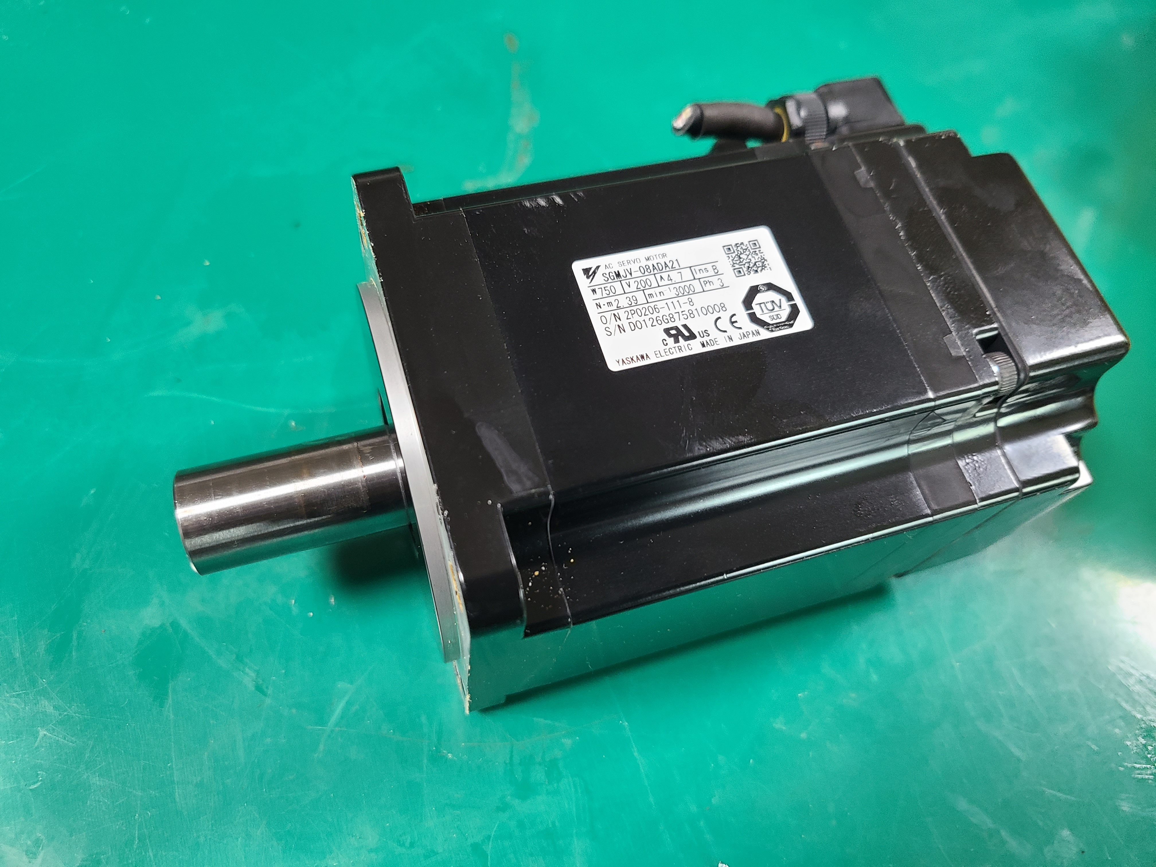 AC SERVO MOTOR YASKAWA SGMJV-08ADA21 (중고) 야스까와 서보모타 KEY TYPE