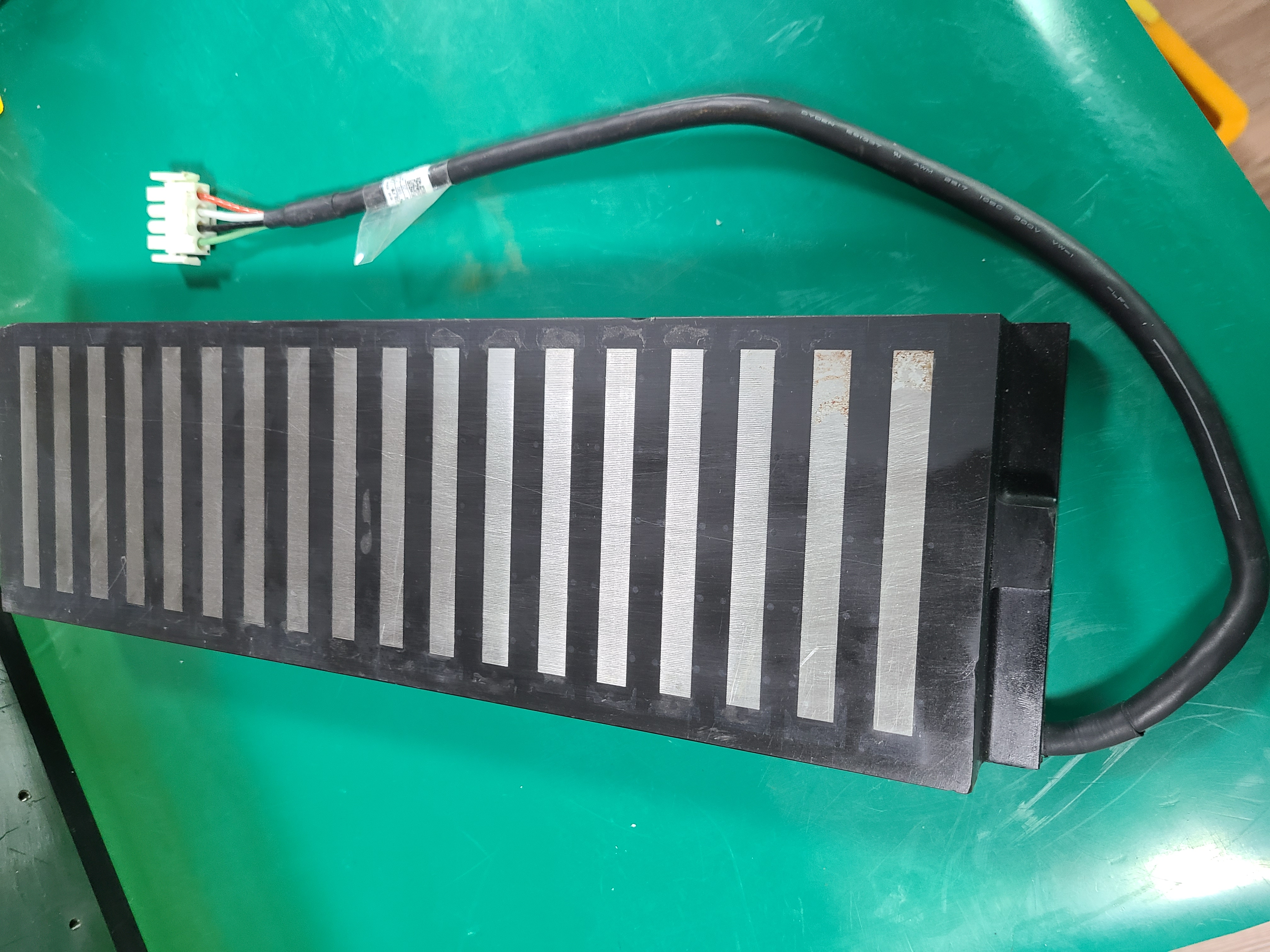 LINEAR SERVO MOTOR SGLFM-1ZA380BP (중고) 야스까와 리니어 서보모타