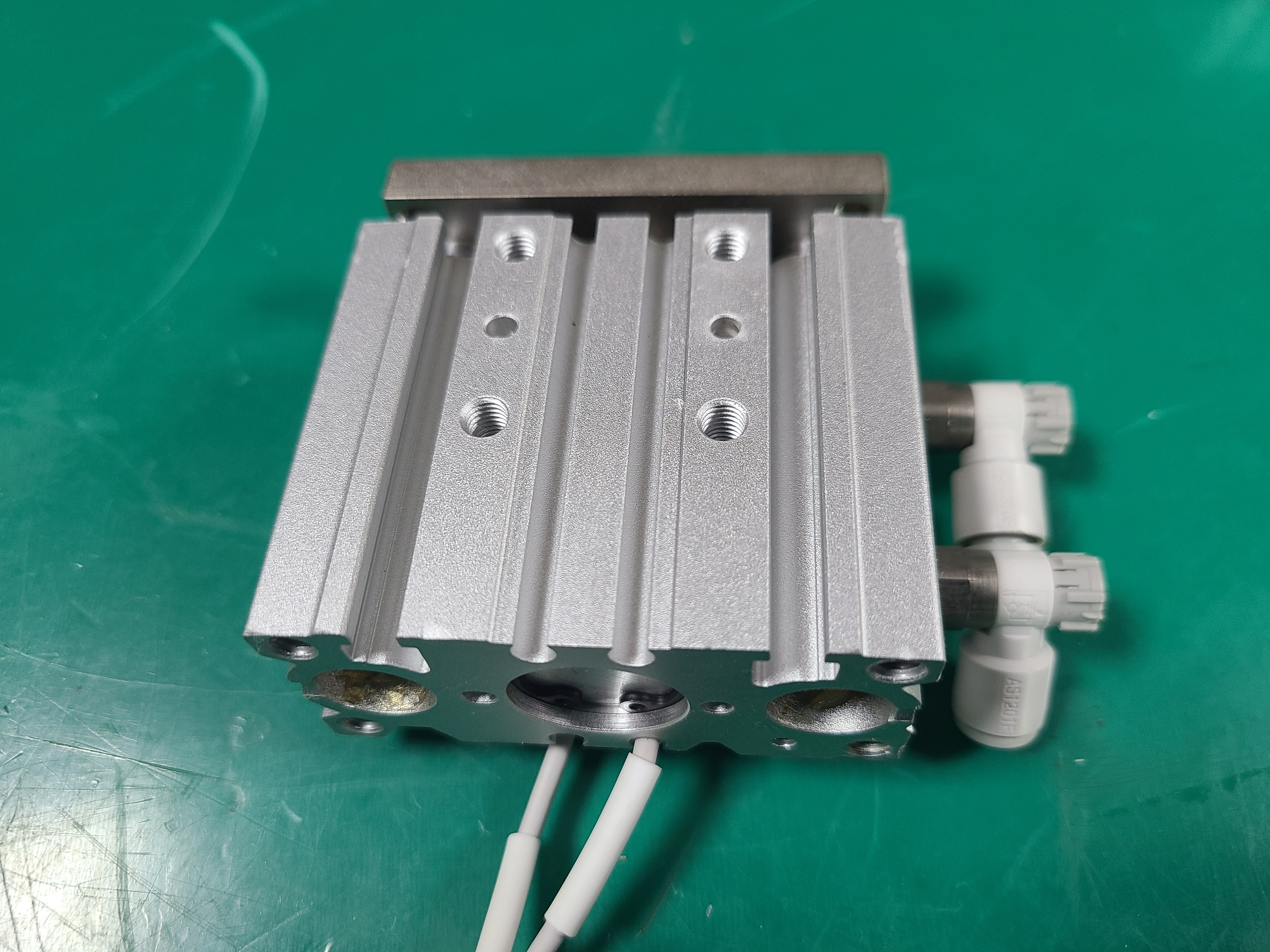 SMC GUIDE CYLINDER MGPM16-20Z (중고) 가이드 실린더