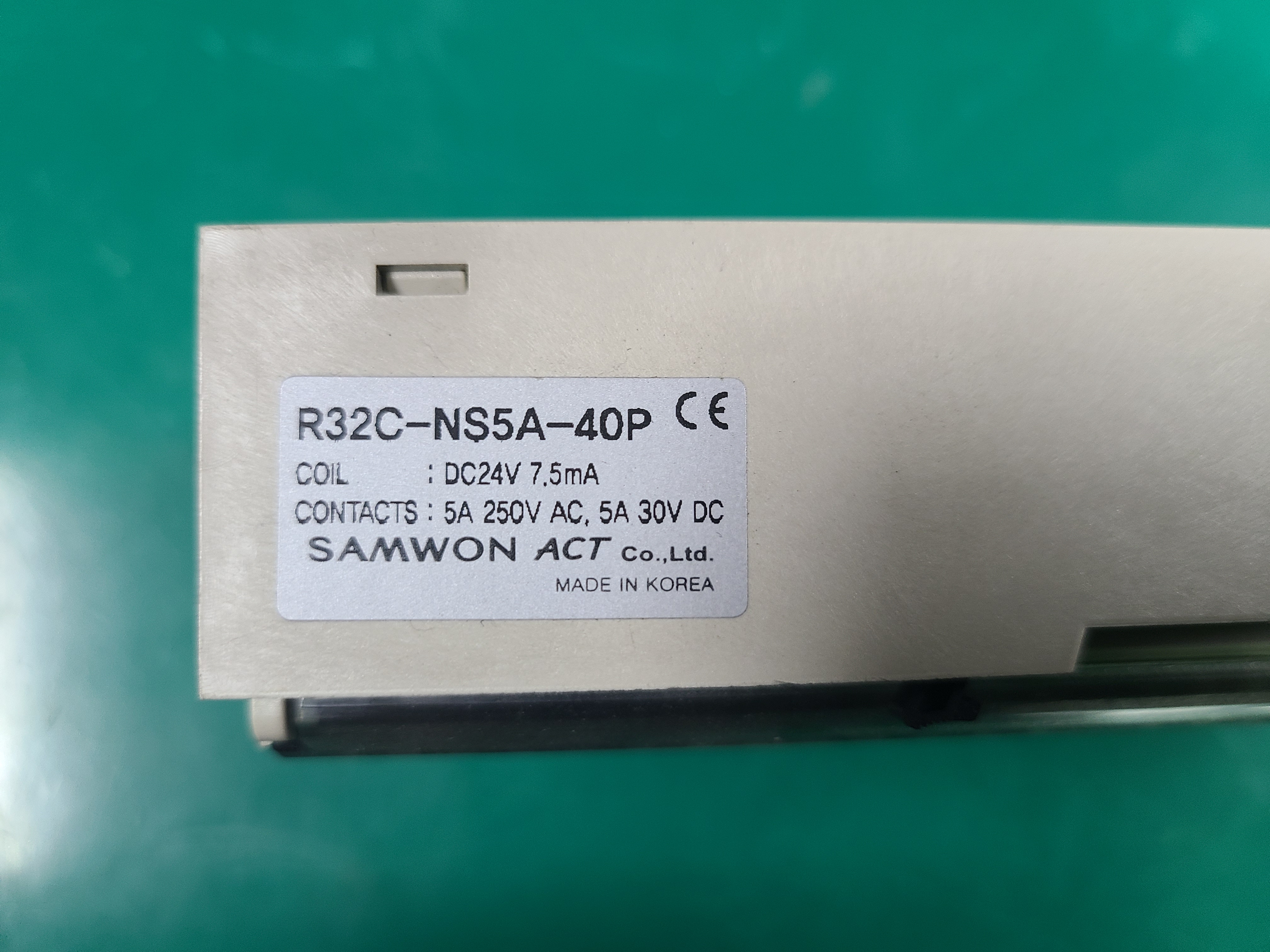 SAMWON  RELAY R32C-NS5A-40P (중고) 삼원 릴레이 단자대