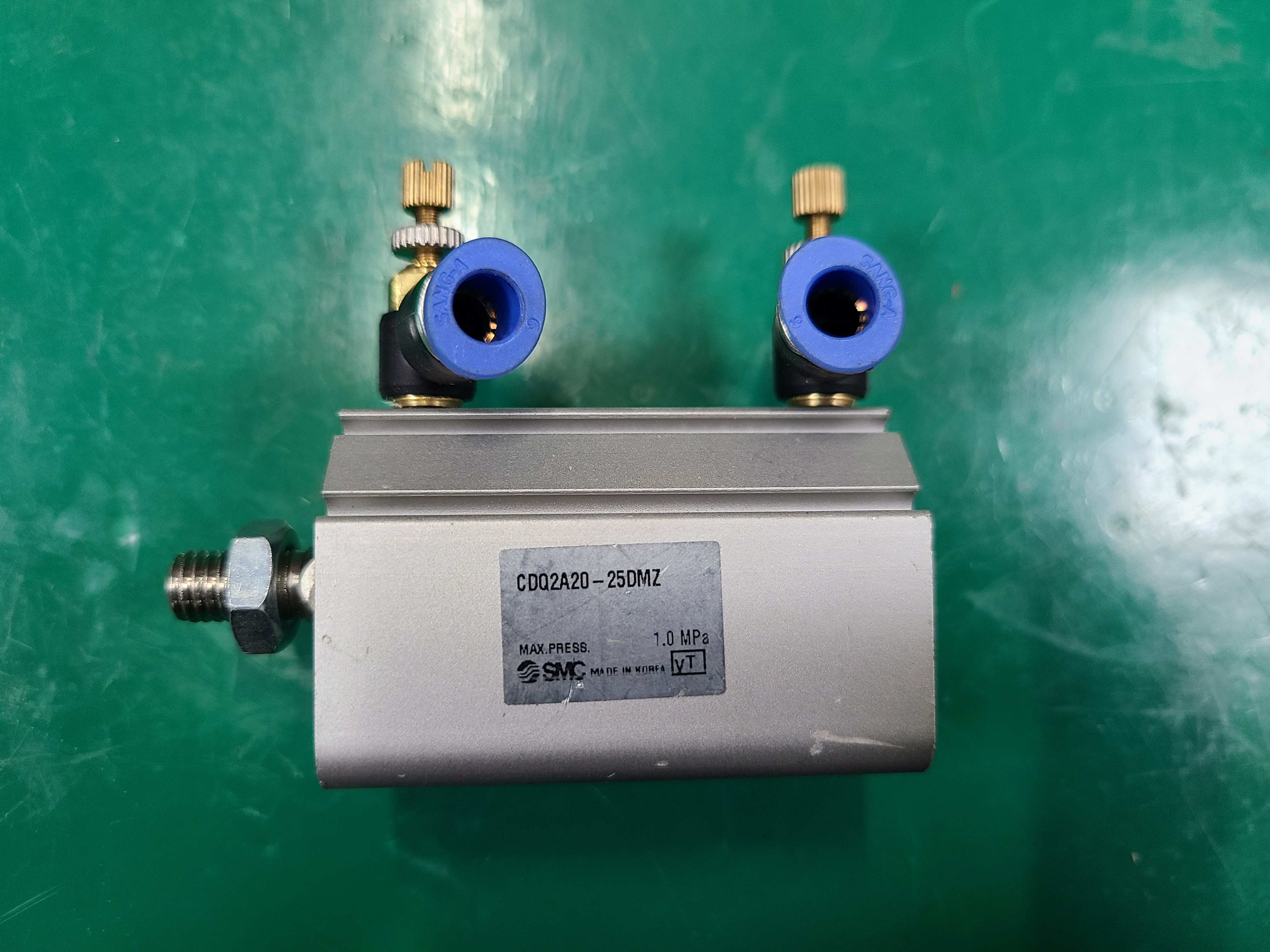 (미사용중고) SMC AIR CYLINDER CDQ2A20-25DMZ 에어 실린더