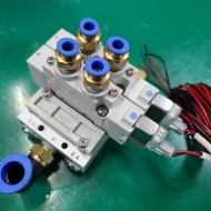(미사용중고)SMC SOLENOID VALVE SY7120-5LOZ-02(2EA-1 UNIT) 솔밸브 솔레노이드밸브