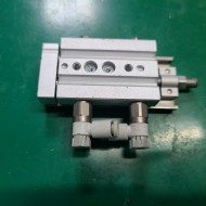 SMC SLIDE TABLE CYLINDER MXQ6A-20Z (중고) 슬라이드 테이블 실린더