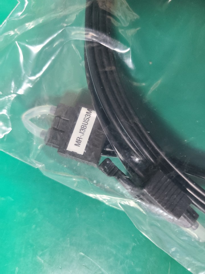 (A급) MITSUBISHI SERVO CABLE MR-J3BUS3M 미쓰비씨 서보 광케이블