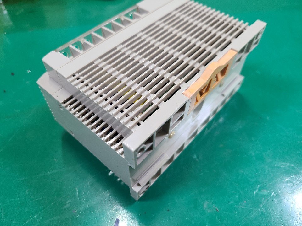 OMRON POWER SUPPLY S82K-10024 (중고) 옴론 파워 서플라이
