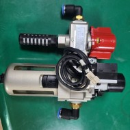 SMC REGULATOR AW40-04B+VHS40-04 (중고) 레귤레이터 유닛