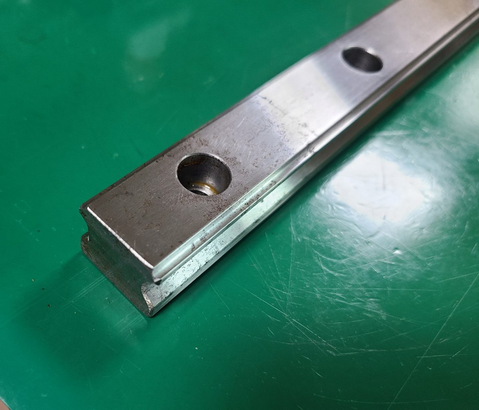 THK LM GUIDE RAIL SHS30(1,100mm) (중고) 삼익 엘엠가이드 레일
