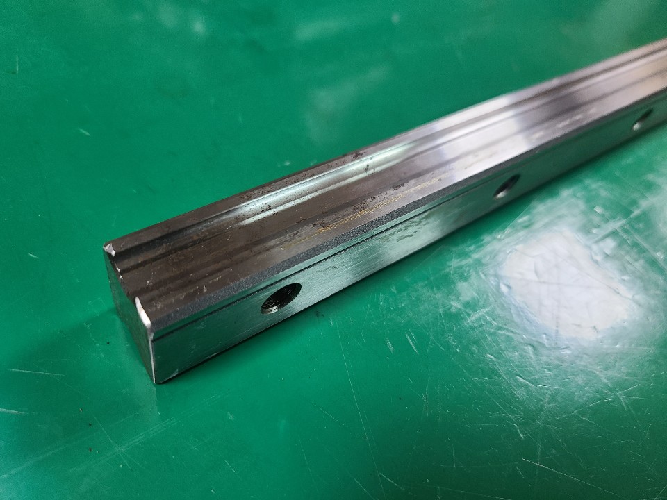 THK LM GUIDE RAIL SHS30(1,100mm) (중고) 삼익 엘엠가이드 레일