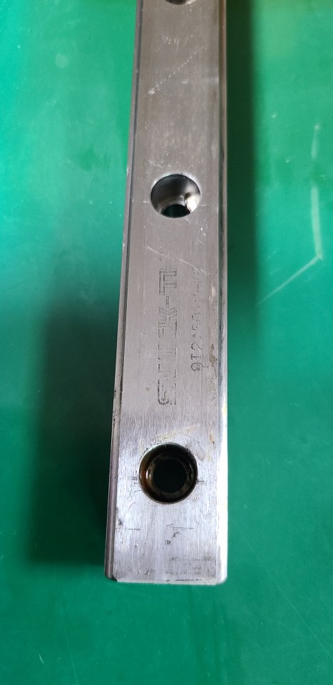 THK LM GUIDE RAIL HSR25(1,240mm) (중고) 삼익 엘엠가이드 레일