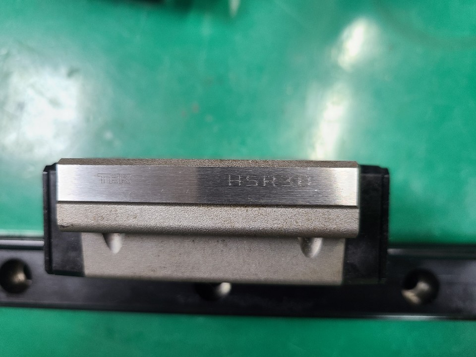 THK LM GUIDE BLOCK HSR30A(중고) 삼익 엘엠가이드 블럭