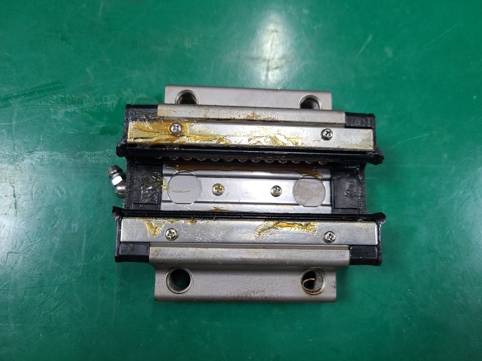 THK LM GUIDE BLOCK HSR30A(중고) 삼익 엘엠가이드 블럭