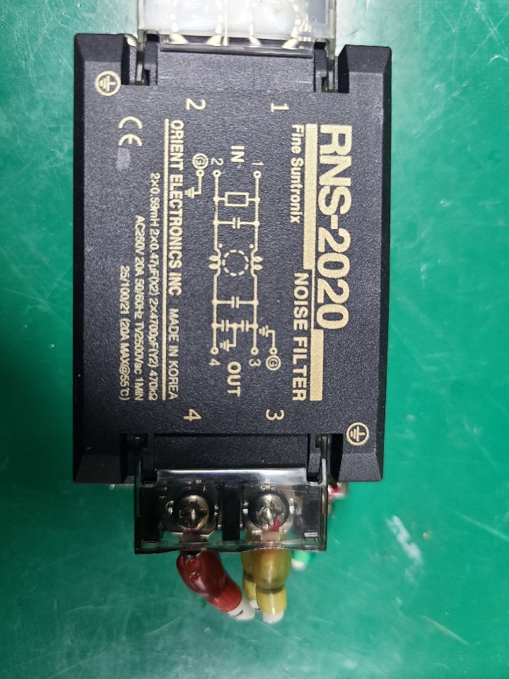 FINE SUNTRONIX NOISE FILTER RNS-2020 (중고) 썬트로닉스 노이즈필터