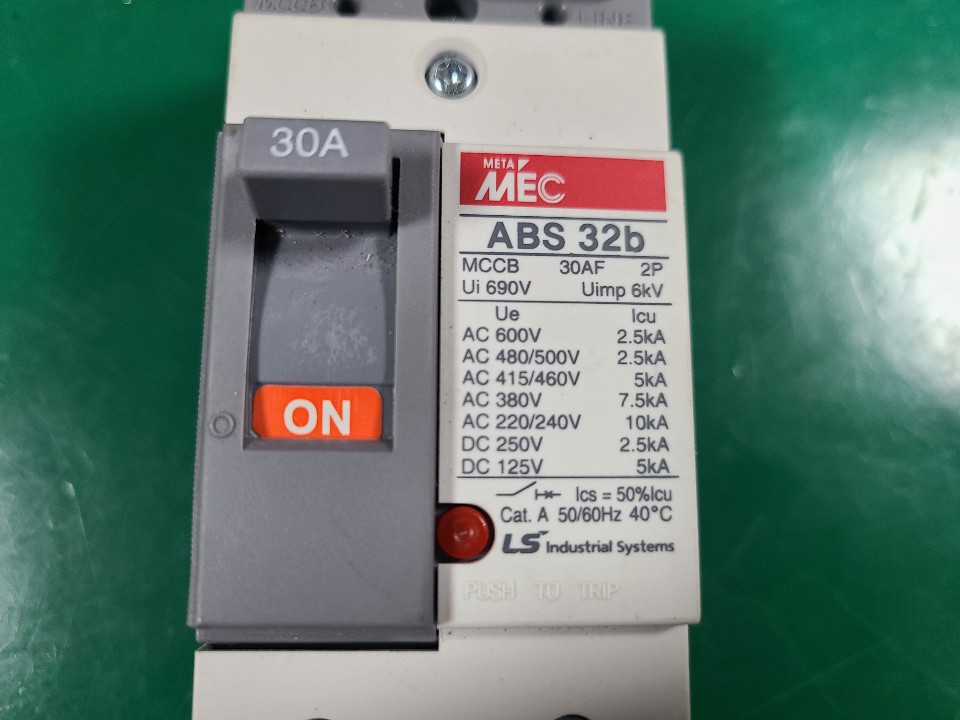 LS산전 배선용차단기 ABS32B 30A (중고)