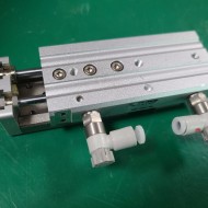 SMC SLIDE TABLE CYLINDER 25A-MXQ8-40AS (중고) 슬라이드 테이블 실린더