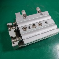 SMC SLIDE TABLE CYLINDER 25A-MXQ16L-10 (중고) 슬라이드 테이블 실린더