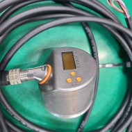 IFM INCREMENTAL ENCODER PERFORMANCE LINE RVP510 (중고) 중공축 및 디스플레이를 보유한 인크리멘탈 엔코더