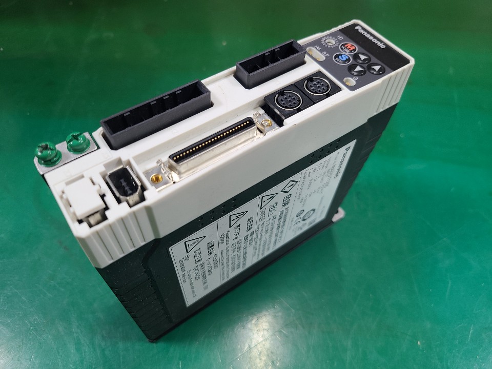 PASONIC SERVO DRIVE MADDT1205 (컨넥터無- 중고) 파나소닉 서보 드라이브