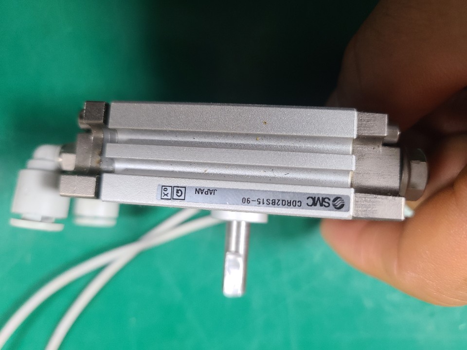 SMC ROTRY CYLINDER CDRQ2BS15-90 (중고) 로타리 실린더