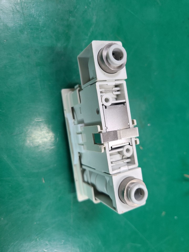 SMC FLOW SWITCH PFM710S-C6L-C (중고) 유량 스위치